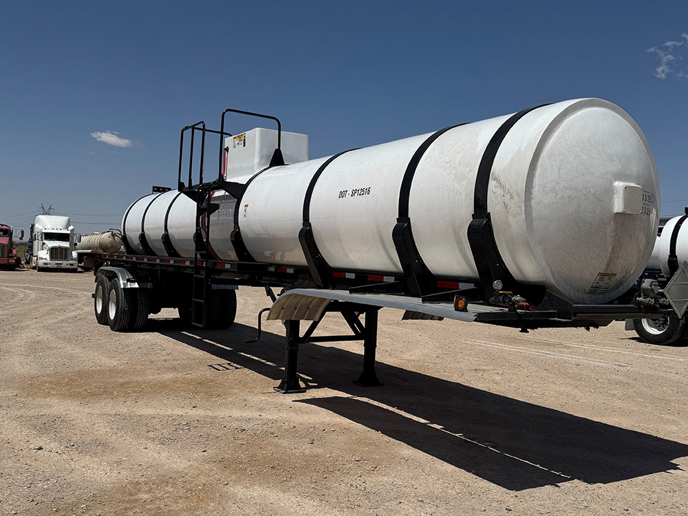 Inventory frp tank trailer three quarter view.